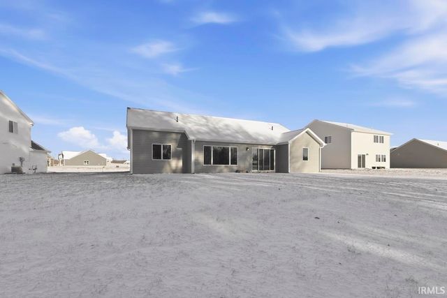 1439 Din Cove, Huntertown, IN 46748