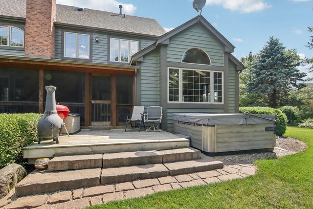 44W552 Volkening Circle, Hampshire, IL 60140