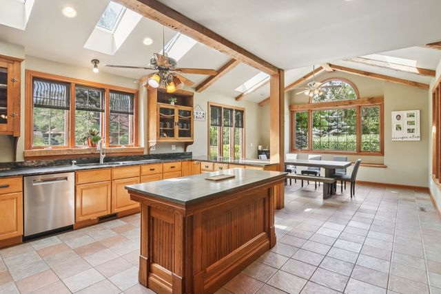 44W552 Volkening Circle, Hampshire, IL 60140