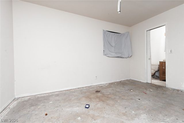 3505 Navajo Way, Las Vegas, NV 89108