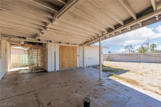 3505 Navajo Way, Las Vegas, NV 89108