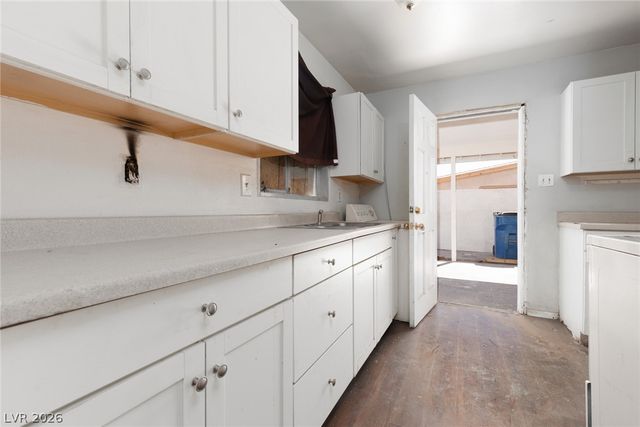 3505 Navajo Way, Las Vegas, NV 89108