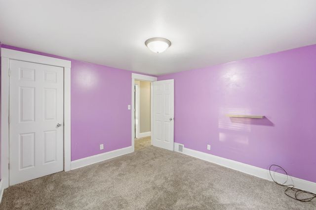 2432 Des Moines Street, Des Moines, IA 50317