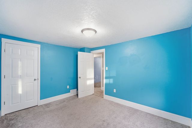 2432 Des Moines Street, Des Moines, IA 50317