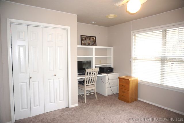 906 N 14 Street, Henryetta, OK 74437