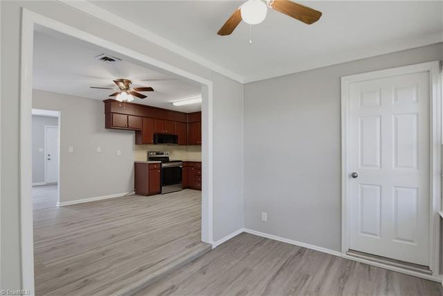 905 Camden Court, Winston-salem, NC 27103