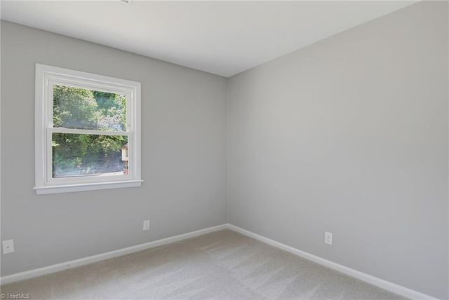 905 Camden Court, Winston-salem, NC 27103