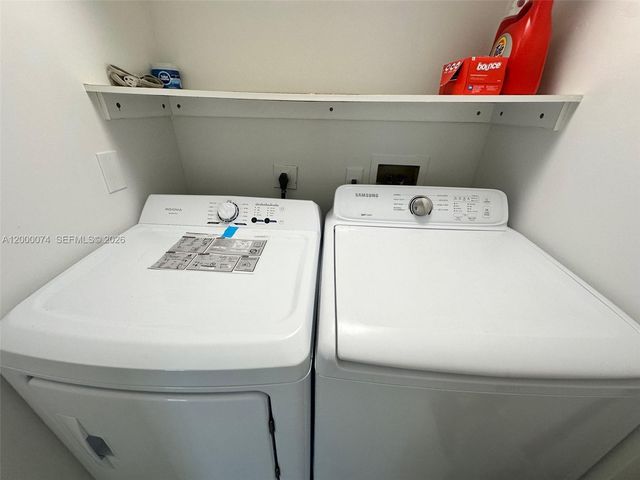 8925 Collins Ave 2J, Surfside, FL 33154