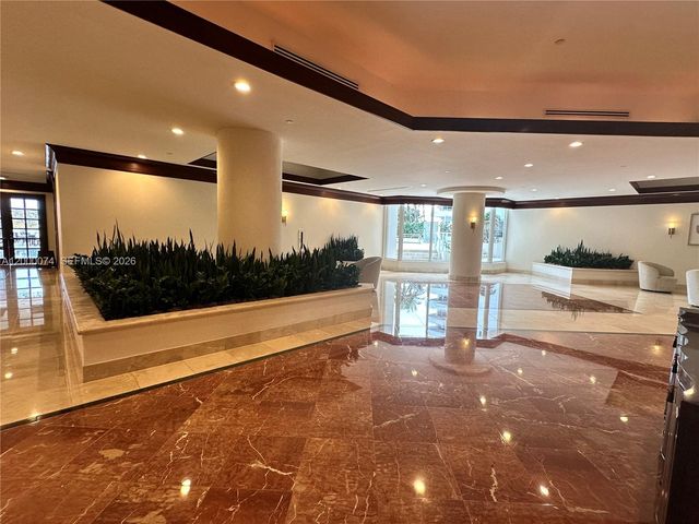 8925 Collins Ave 2J, Surfside, FL 33154