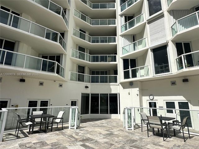 8925 Collins Ave 2J, Surfside, FL 33154