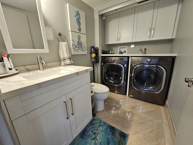 8457 Boca Rio Dr, Boca Raton, FL 33433