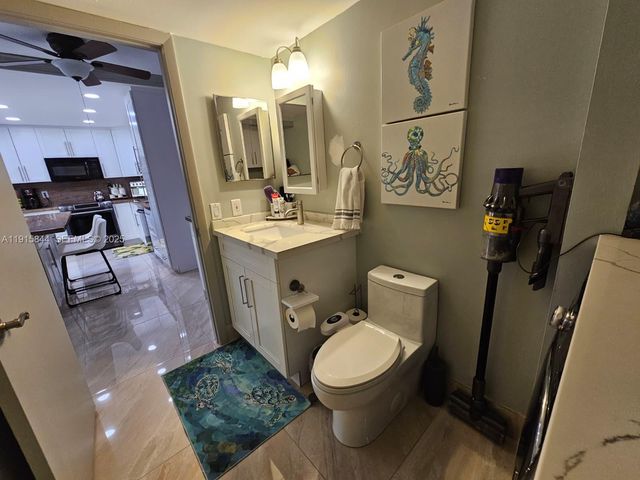 8457 Boca Rio Dr, Boca Raton, FL 33433