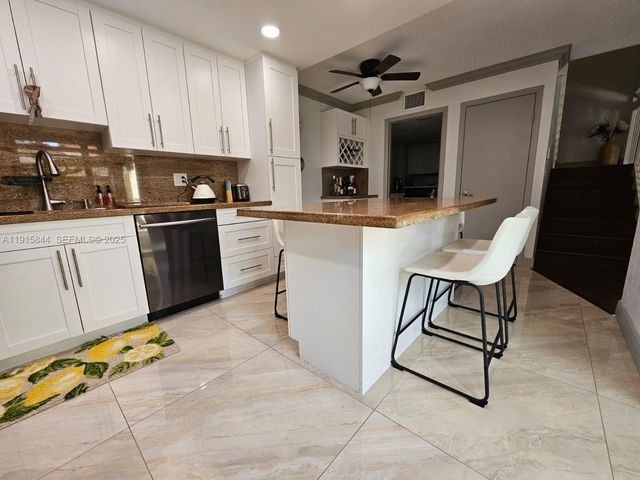 8457 Boca Rio Dr, Boca Raton, FL 33433