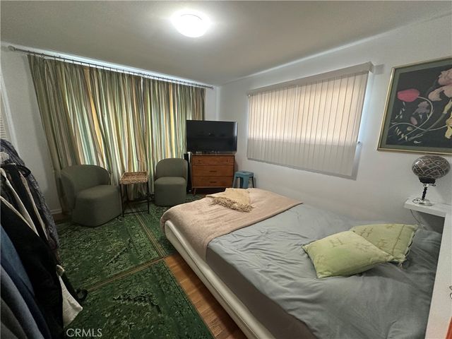 12811 Cumpston, Valley Village, CA 91607