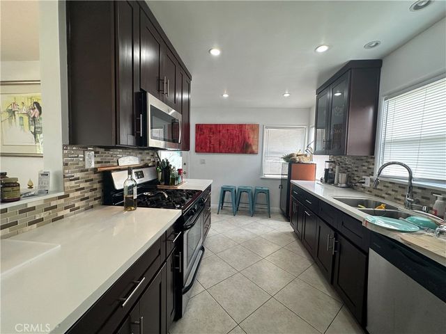 12811 Cumpston, Valley Village, CA 91607