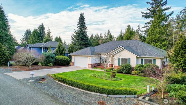 13796 Seaview Way, Anacortes, WA 98221