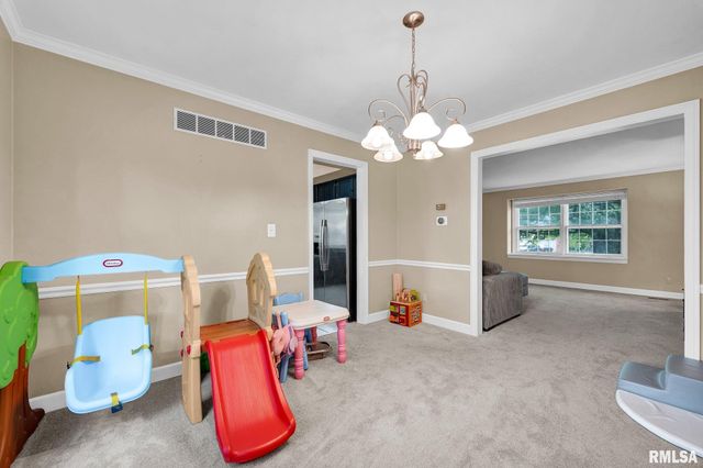 131 E MORNINGSIDE Drive, Peoria, IL 61614