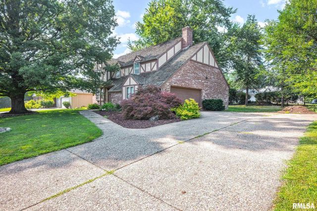 131 E MORNINGSIDE Drive, Peoria, IL 61614