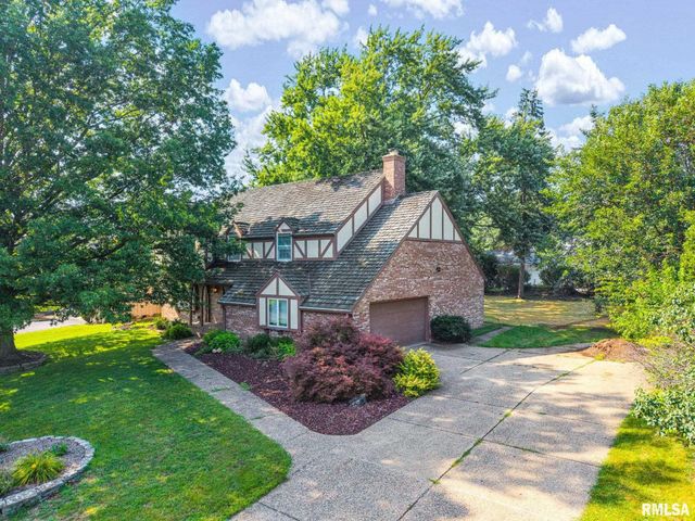 131 E MORNINGSIDE Drive, Peoria, IL 61614