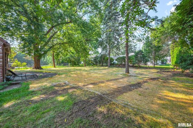 131 E MORNINGSIDE Drive, Peoria, IL 61614