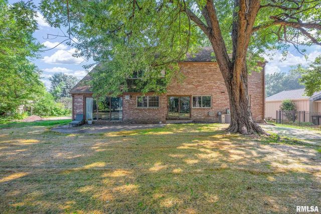 131 E MORNINGSIDE Drive, Peoria, IL 61614