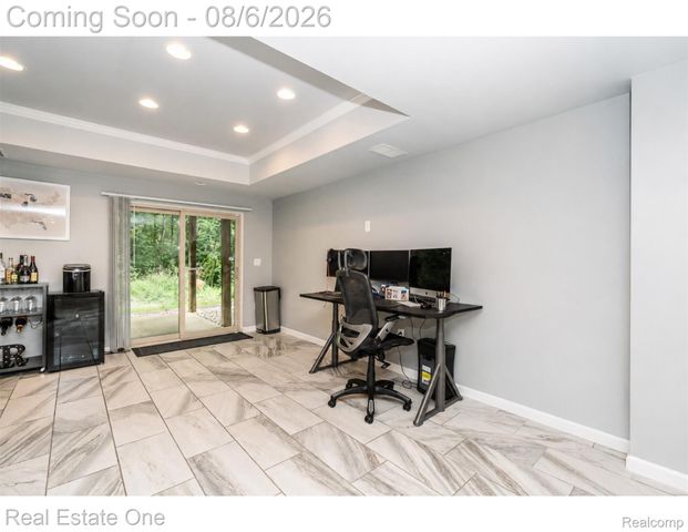 4176 Oak Arbor Court, Rochester, MI 48306