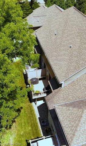 4176 Oak Arbor Court, Rochester, MI 48306