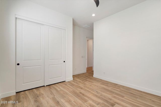 17146 W MOUNTAINAIR Street, Surprise, AZ 85388