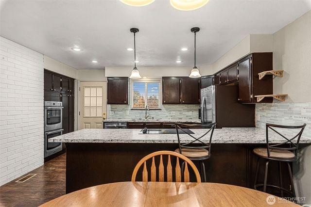 3010 NW Cascade Avenue, East Wenatchee, WA 98802