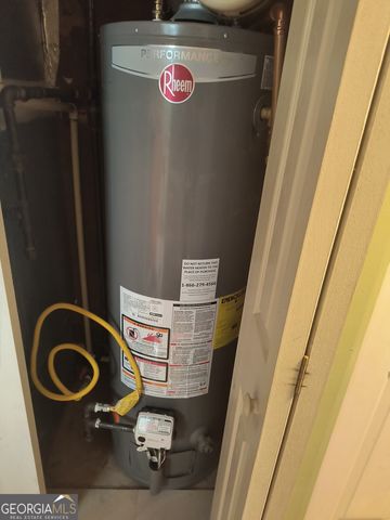 105 Governors Drive, Forest Park, GA 30297