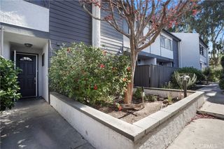 11311 Tampa Avenue 21, Porter Ranch, CA 91326