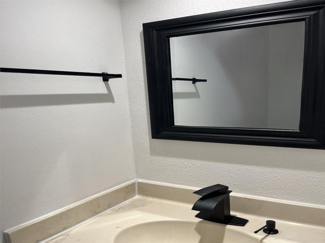 12327 Crest Lake Drive, Houston, TX 77072