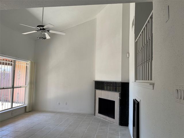 12327 Crest Lake Drive, Houston, TX 77072