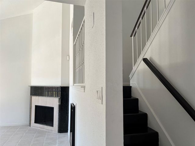 12327 Crest Lake Drive, Houston, TX 77072