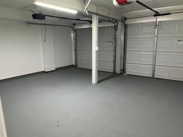 12327 Crest Lake Drive, Houston, TX 77072