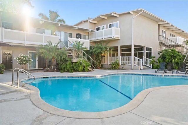 23930 Los Codona Avenue 204, Torrance, CA 90505
