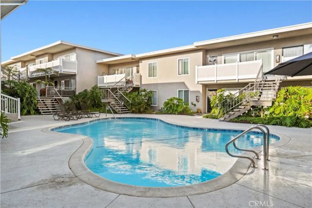 23930 Los Codona Avenue 204, Torrance, CA 90505