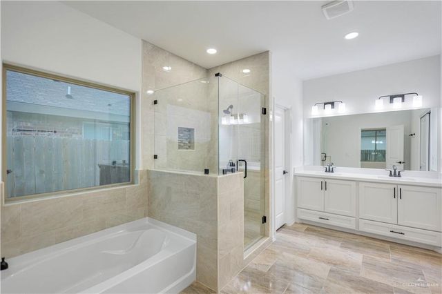 7304 N 55th Lane, Mission, TX 78573