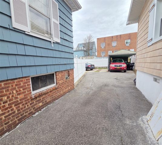 242 Graff Avenue, Bronx, NY 10465