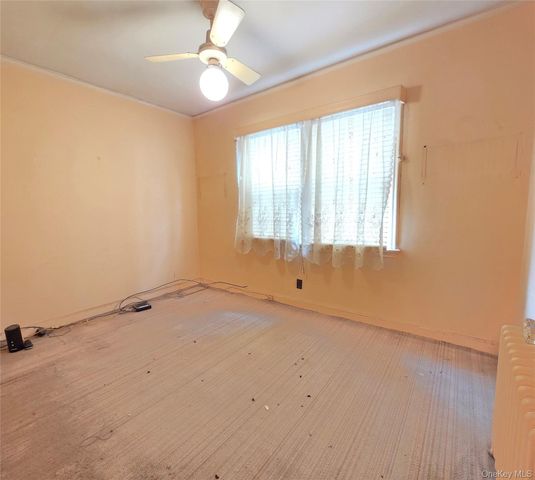 242 Graff Avenue, Bronx, NY 10465