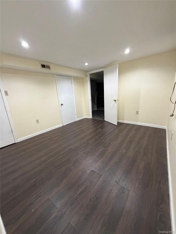 17911 Eveleth Road, Saint Albans, NY 11434