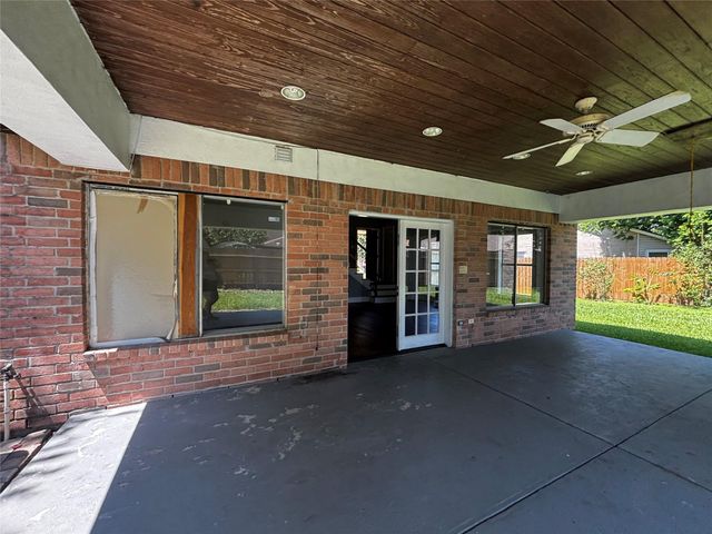 7726 Sorbete Drive, Houston, TX 77083