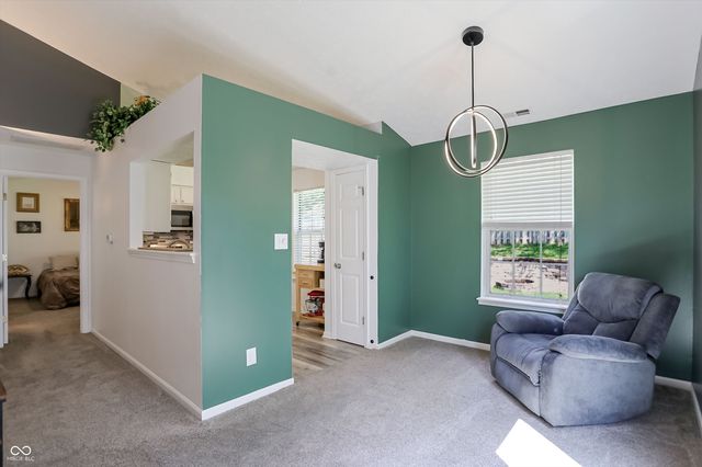 6656 Sundown Drive N, Indianapolis, IN 46254