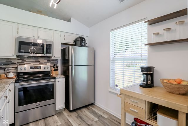6656 Sundown Drive N, Indianapolis, IN 46254