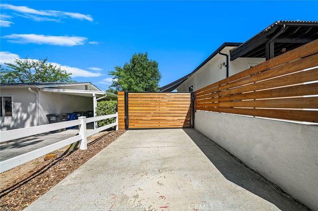 545 D Street, Ramona, CA 92065