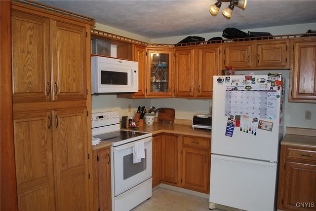 211 Munger Hill Road, Mexico, NY 13114