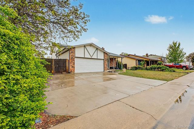 10088 Elizabeth Street, Thornton, CO 80229