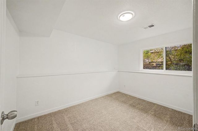 10088 Elizabeth Street, Thornton, CO 80229
