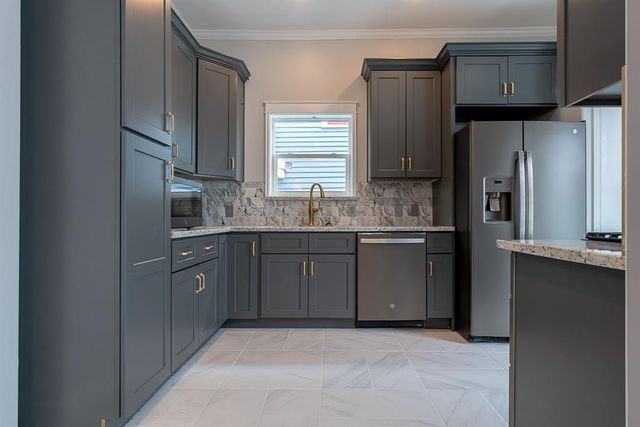 1801 Rosenberg Street 202, Galveston, TX 77550