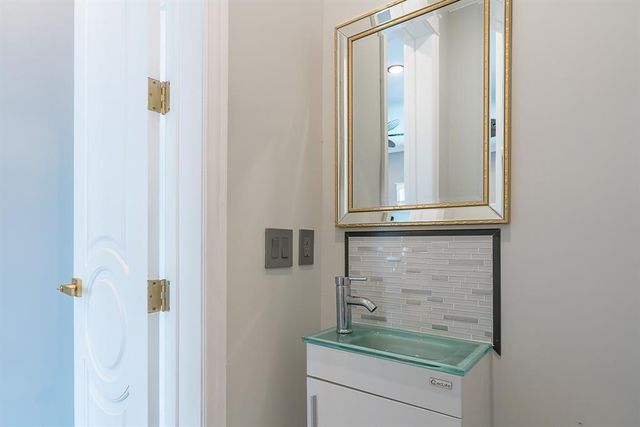 1801 Rosenberg Street 202, Galveston, TX 77550